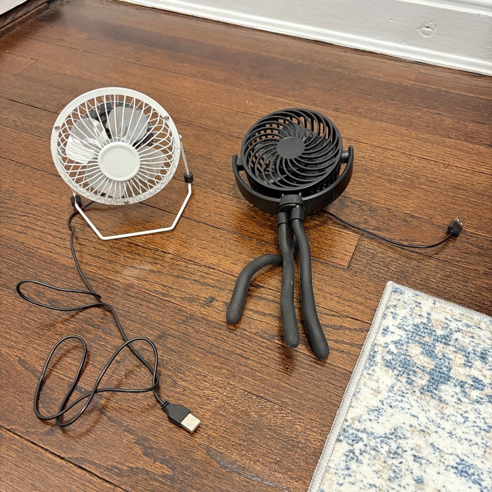 Portable USB Fans - Black and White